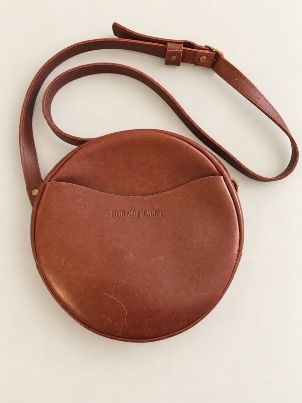Portland Leather Circle Crossbody Bag Brown Cognac Genuine Leather